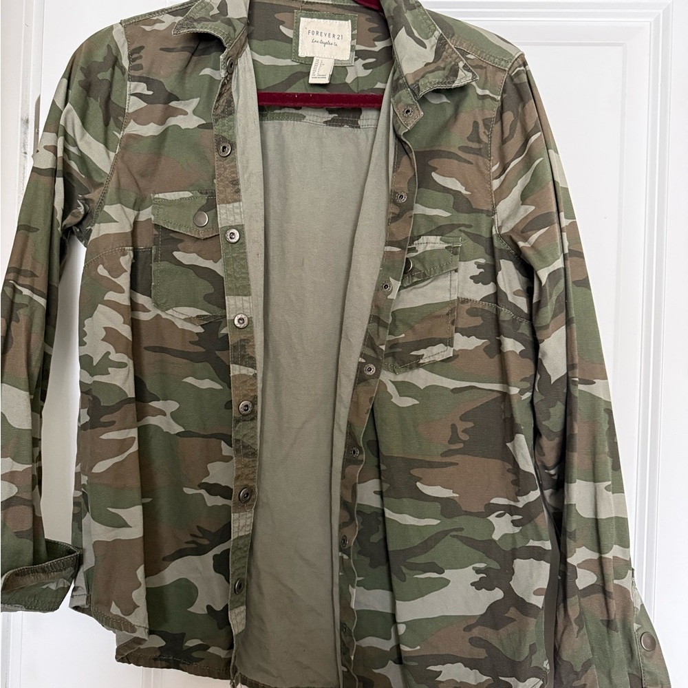 Forever 21 Green and Brown Camouflage Shirt